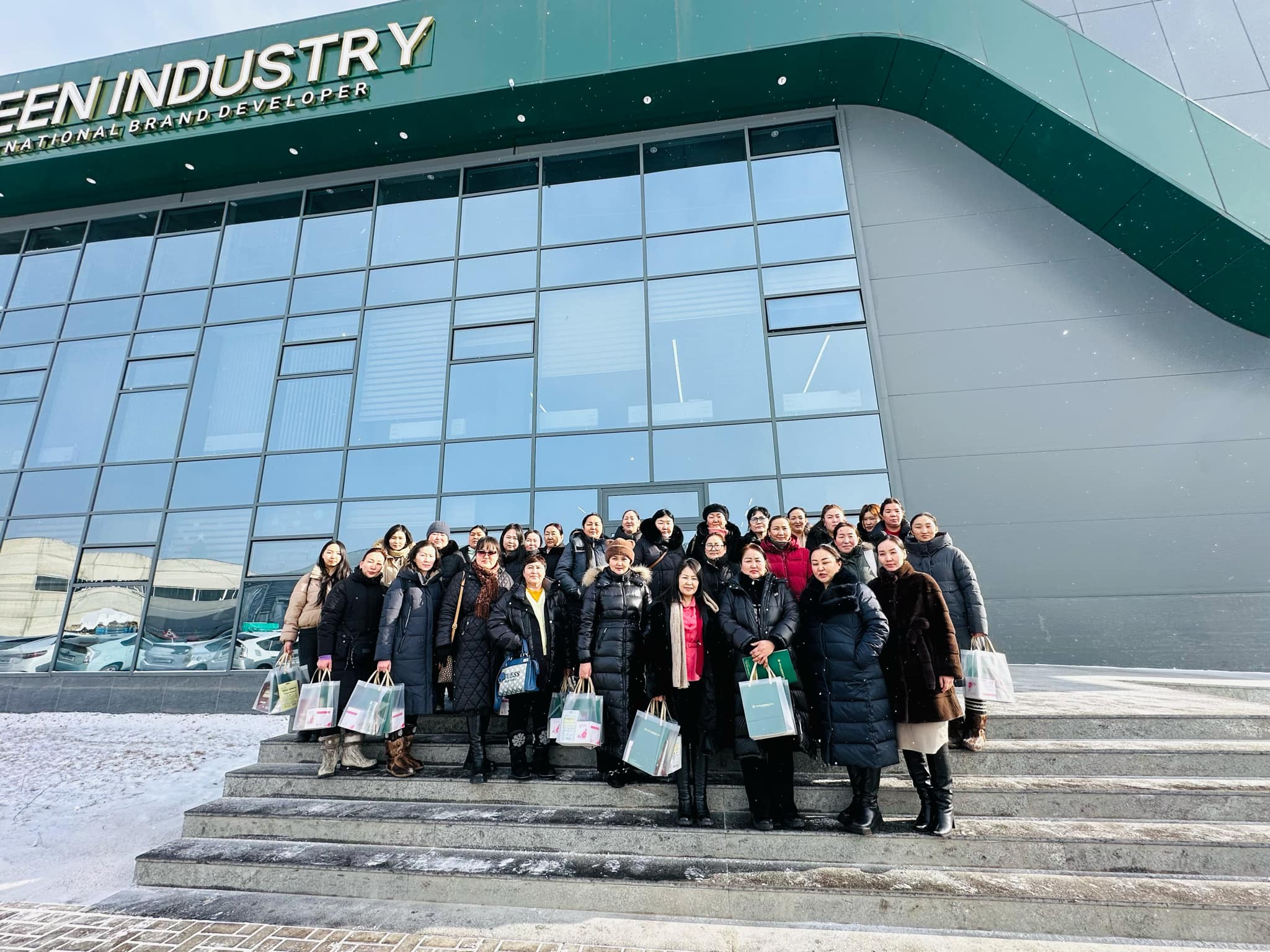 Уулзалт зохион байгууллаа.