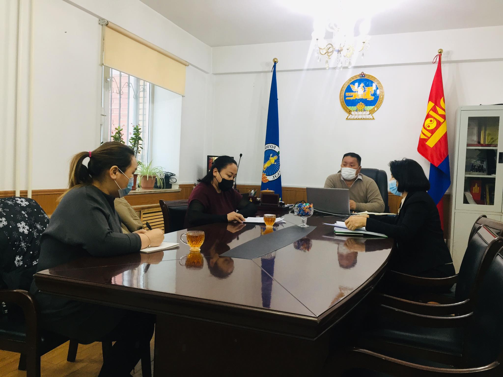 Баянгол дүүргийн 12 дугаар хороонд ажиллав.