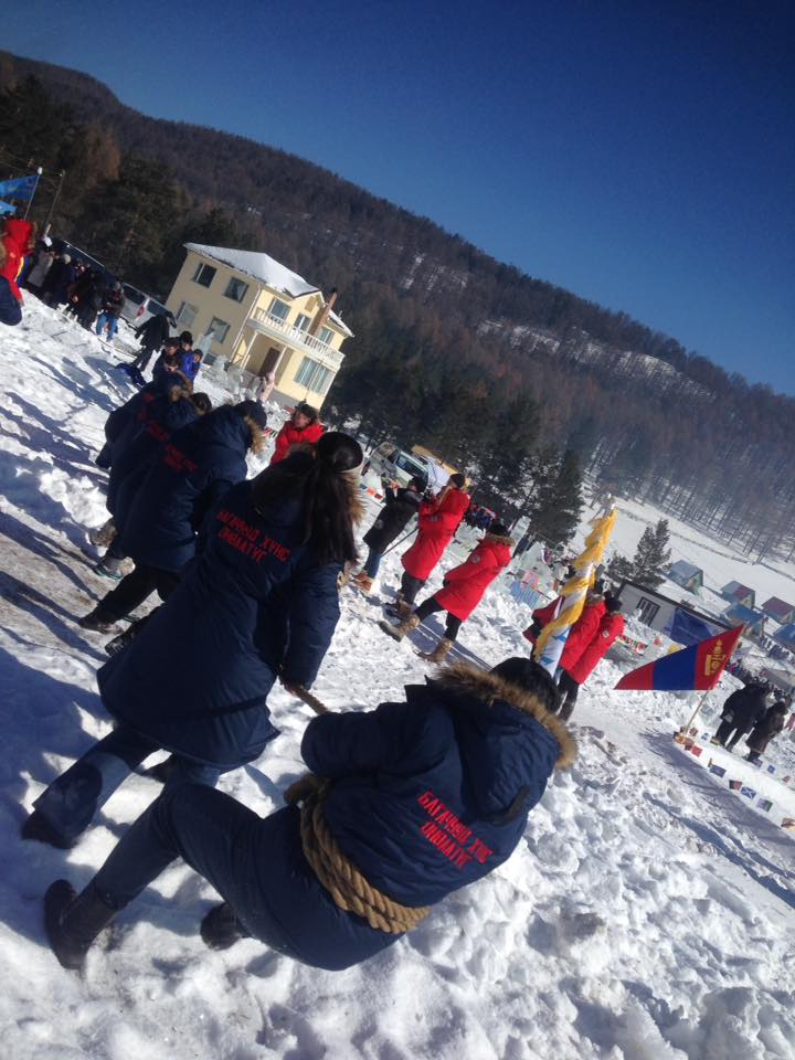 "Мөнгөн Улаанбаатар" цасны баяр