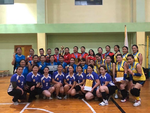 Багачууд Хүнс ОНӨААТҮГ-ын нэрэмжит Гар бөмбөгийн тэмцээн зохион байгуулав.