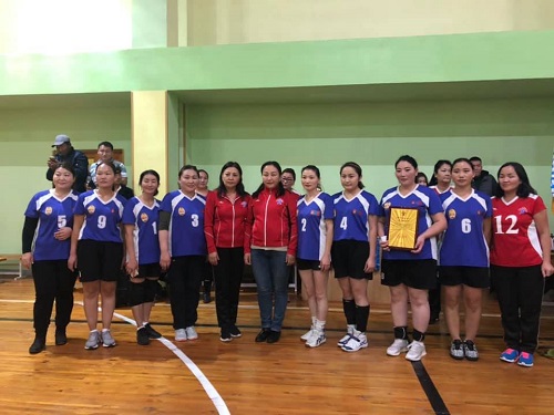 Багачууд Хүнс ОНӨААТҮГ-ын нэрэмжит Гар бөмбөгийн тэмцээн зохион байгуулав.