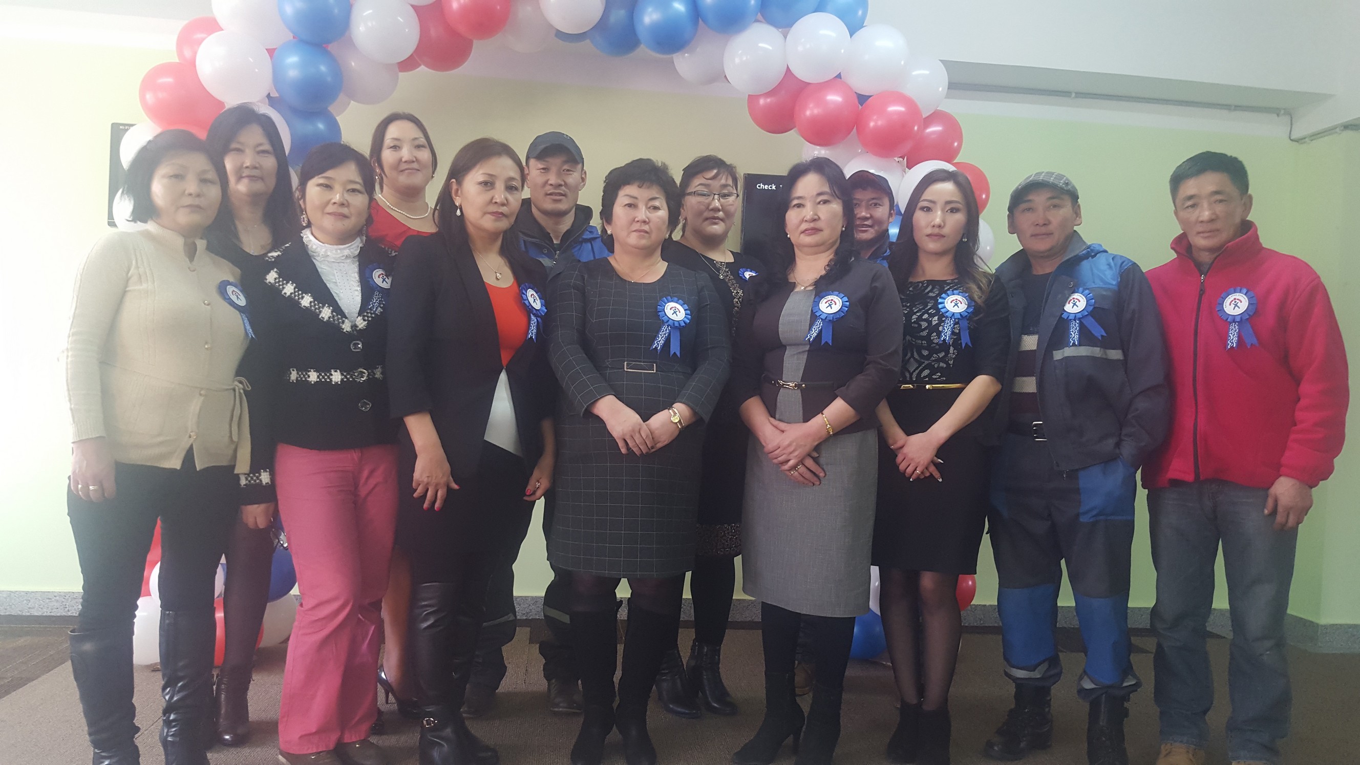 Цогцолбор барилгын нээлтийн үйл ажиллагаа боллоо.