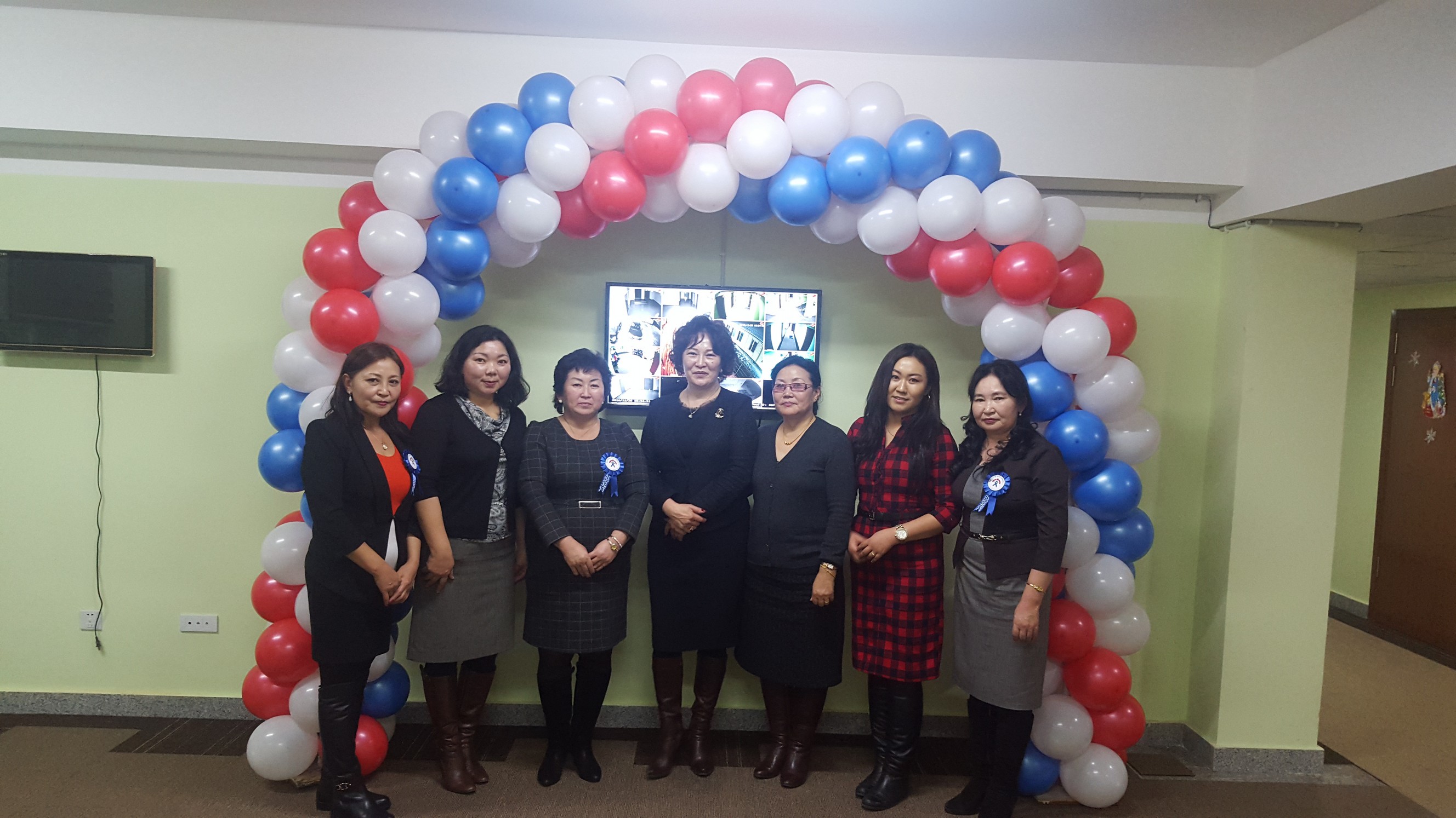 Цогцолбор барилгын нээлтийн үйл ажиллагаа боллоо.